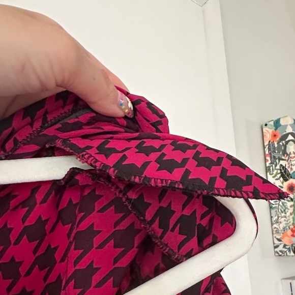 FAIR SET | Vintage Satin Houndstooth Women's Top - Picture 9 of 13